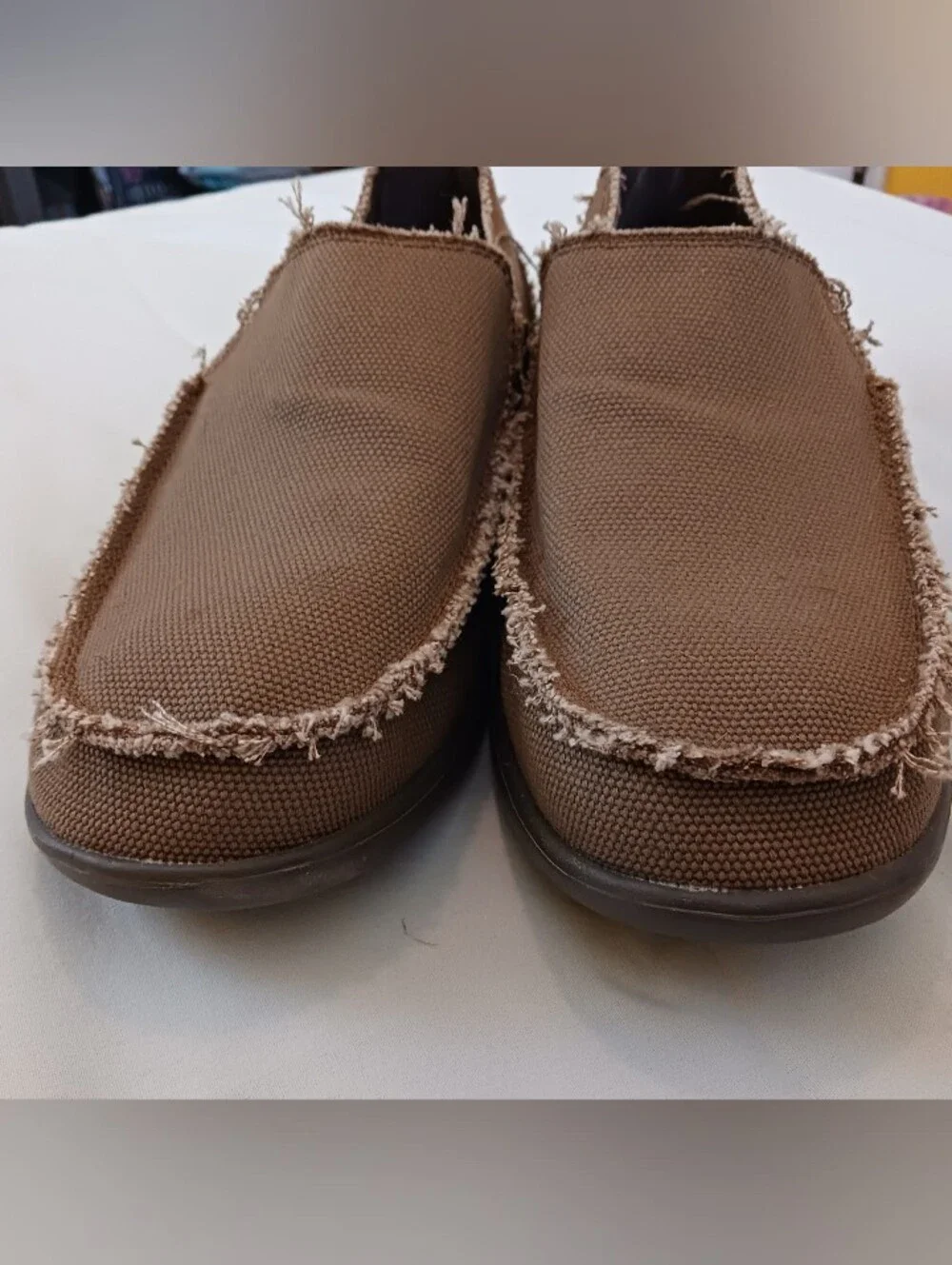 CROCS Santa Cruz Like New Deck Shoes